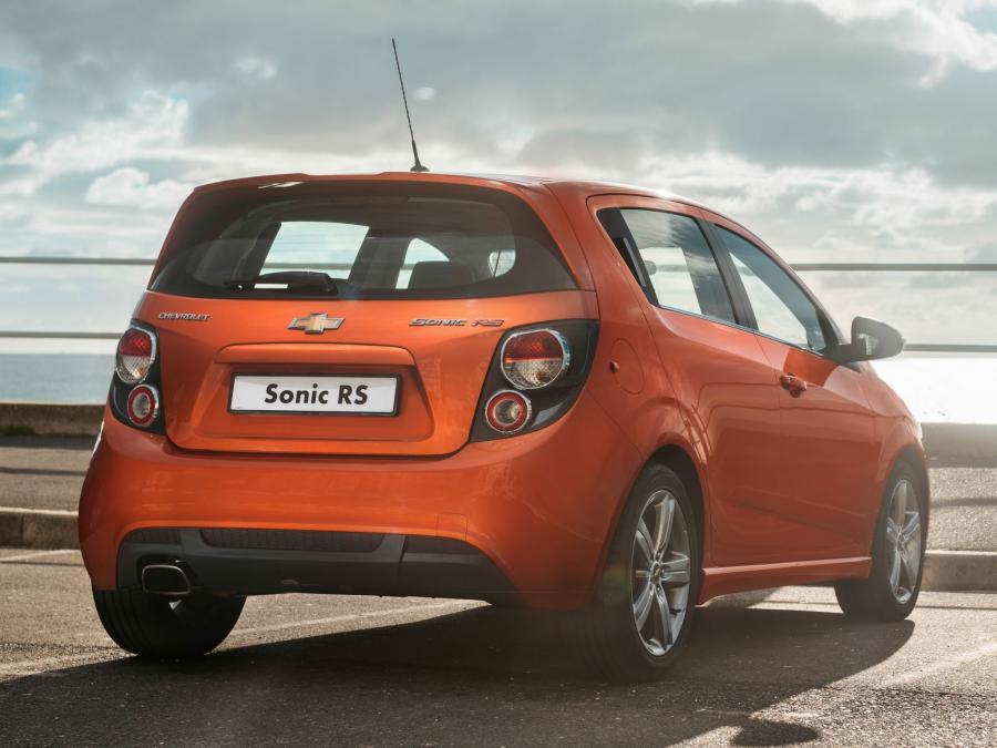  Chevrolet Sonic RS 2013 года  (ZA) (фото 11 из 13)